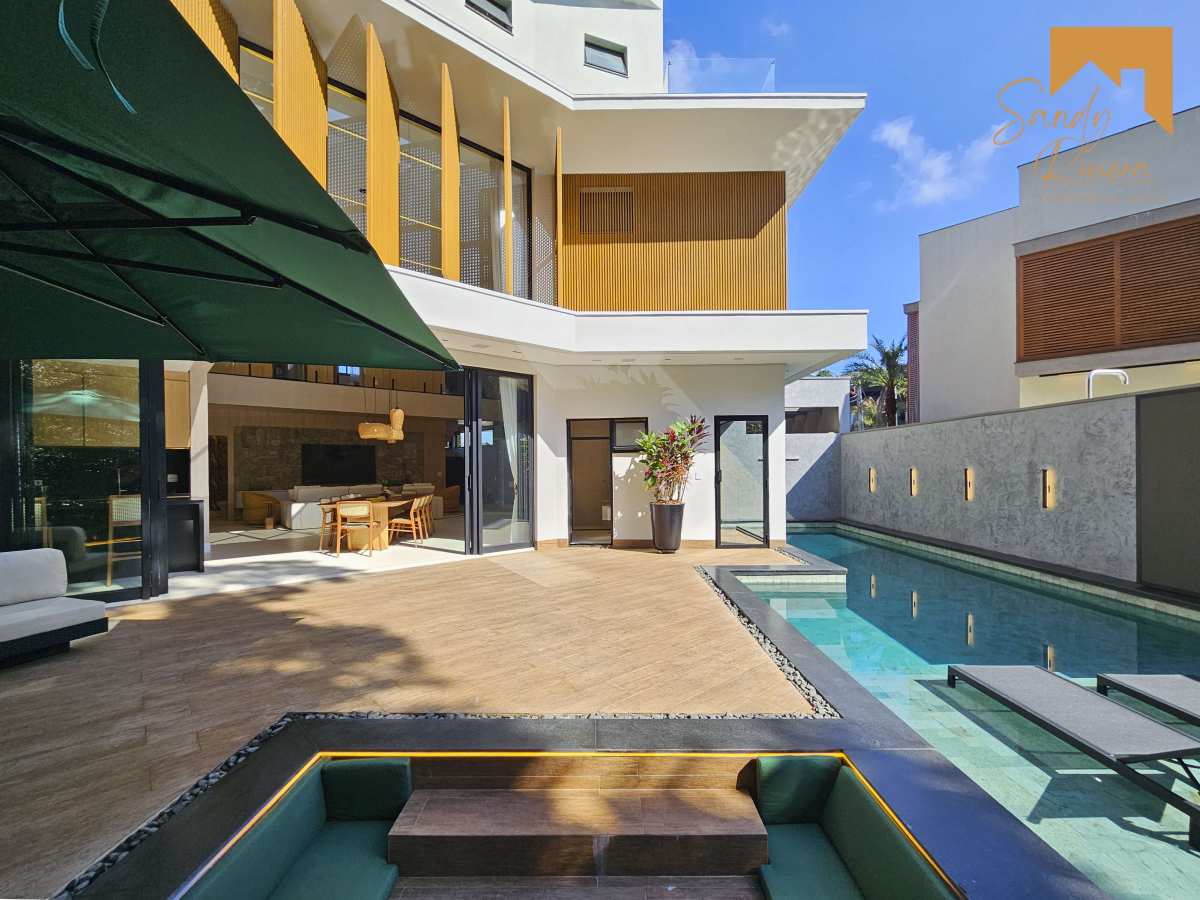 Belíssima Casa de Alto Padrão à Venda na Riviera de São Lourenço – Módulo 11 - Sandy Riviera