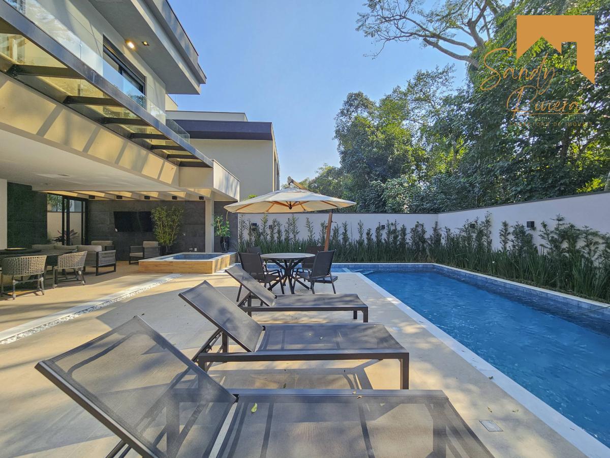 Casa a venda na Riviera de São Lourenço - Sandy Riviera