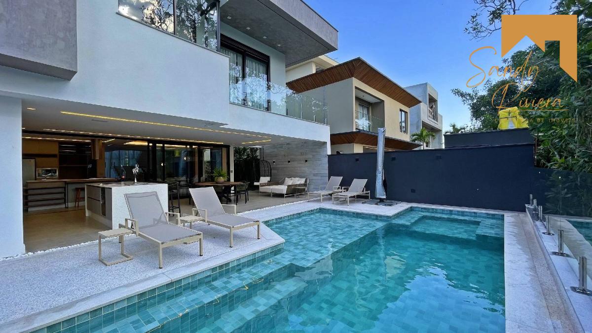 Casa a venda na Riviera de São Lourenço - Sandy Riviera