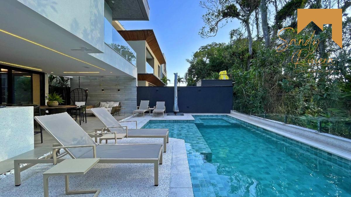 Casa a venda na Riviera de São Lourenço - Sandy Riviera