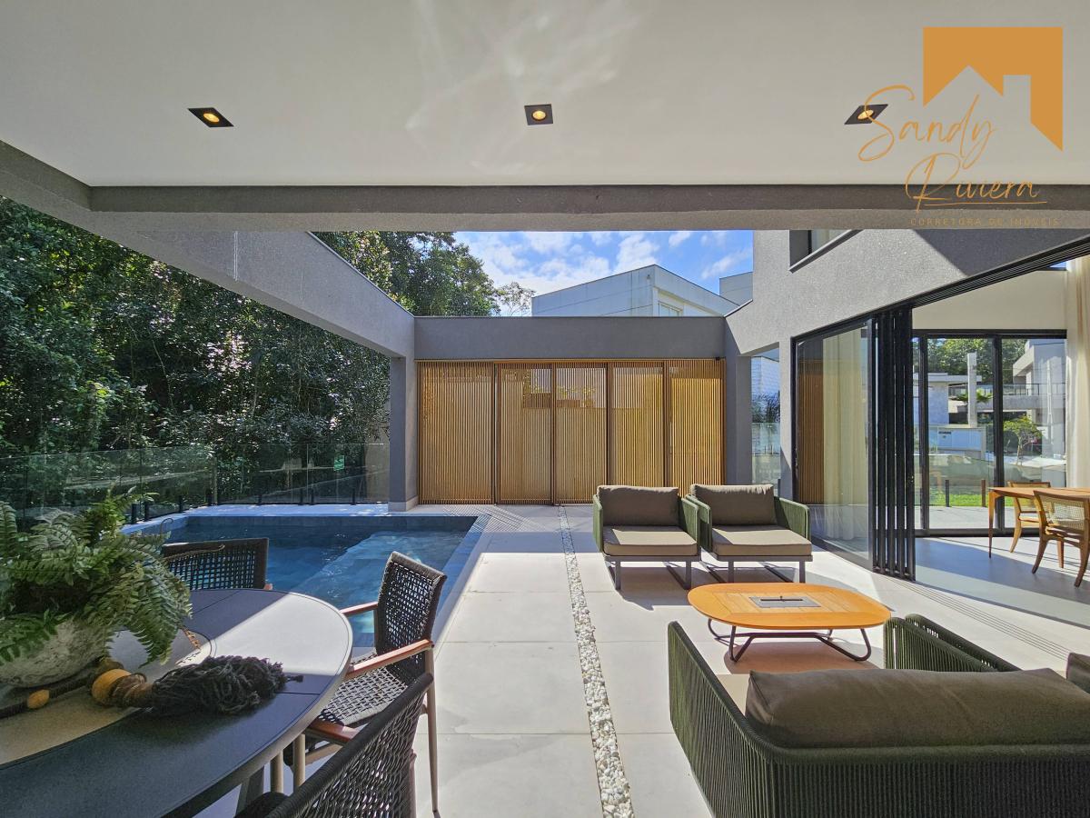 Casa a venda na Riviera de São Lourenço - Sandy Riviera