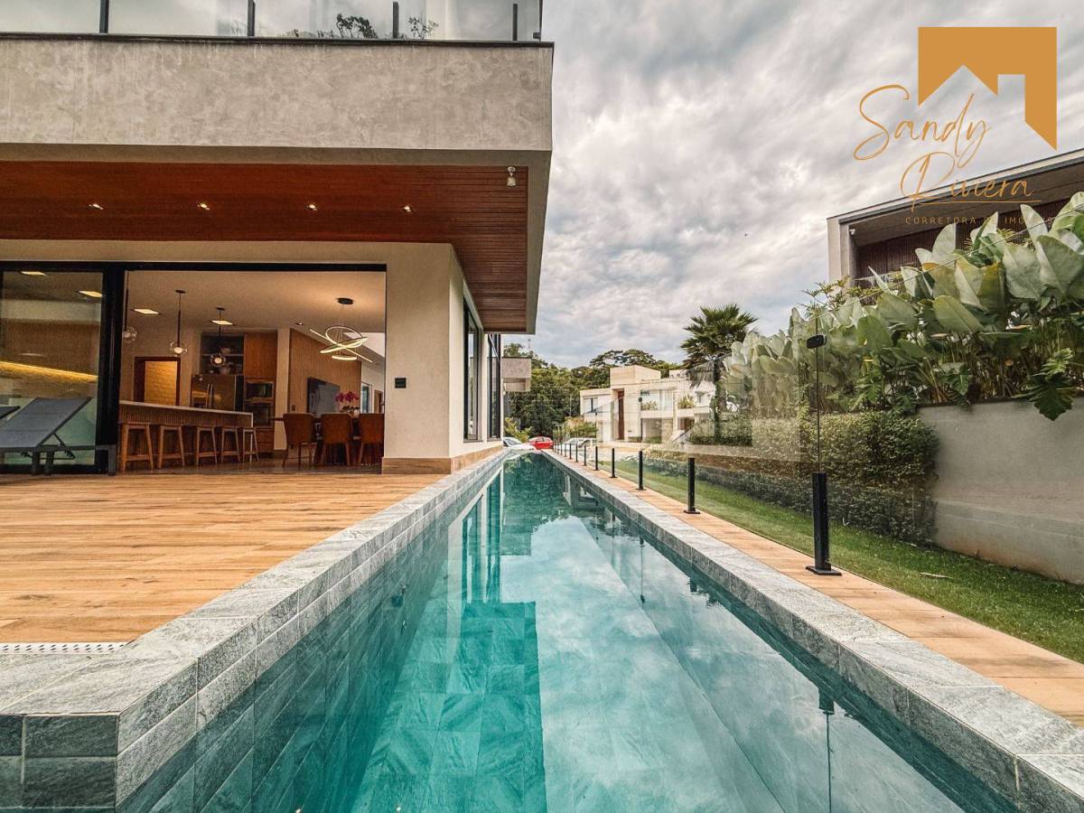 Casa a venda na Riviera de São Lourenço - Sandy Riviera