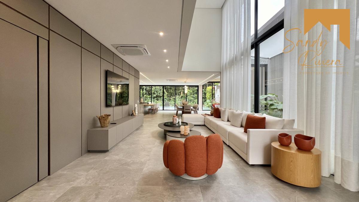 Casa de alto padrão a venda na Riviera de São Lourenço - Sandy Riviera