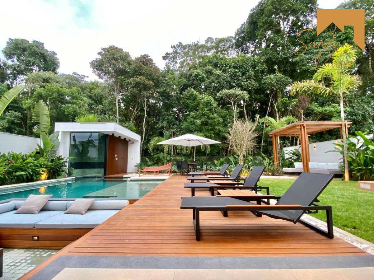 Casa cinematográfica à venda na Riviera de São Lourenço - Sandy Riviera