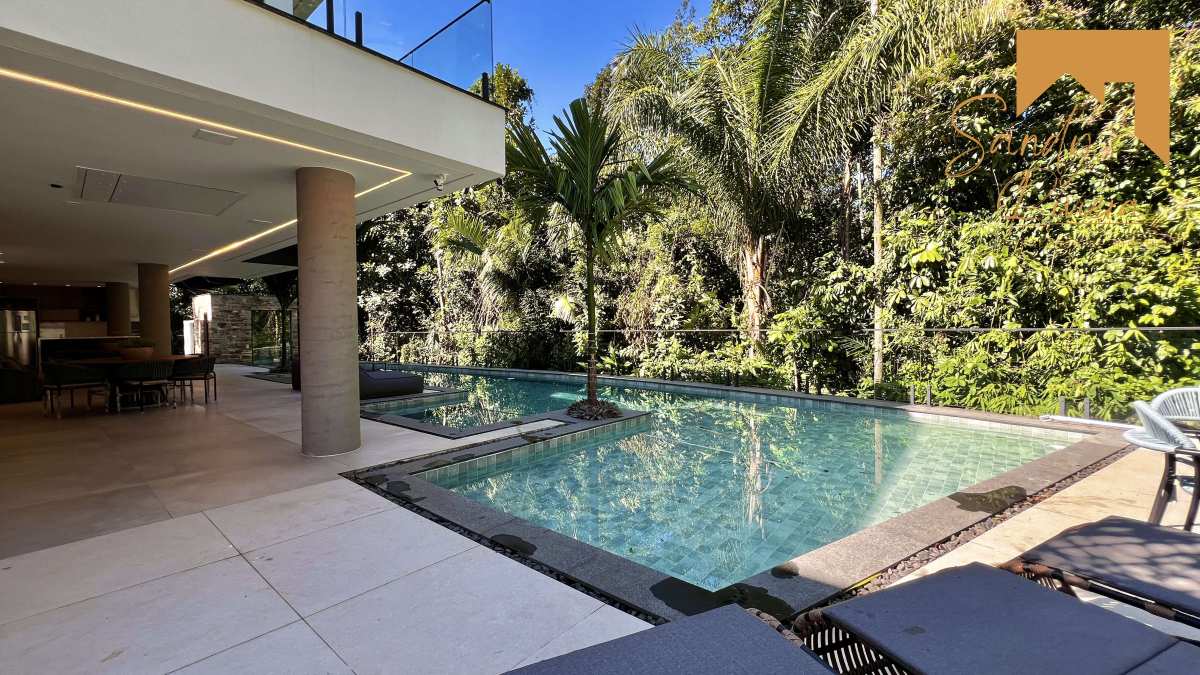 Casa de alto padrão a venda na Riviera de São Lourenço - Sandy Riviera
