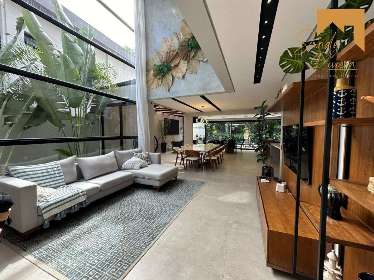 Casa de alto padrão a venda na Riviera de São Lourenço - Sandy Riviera