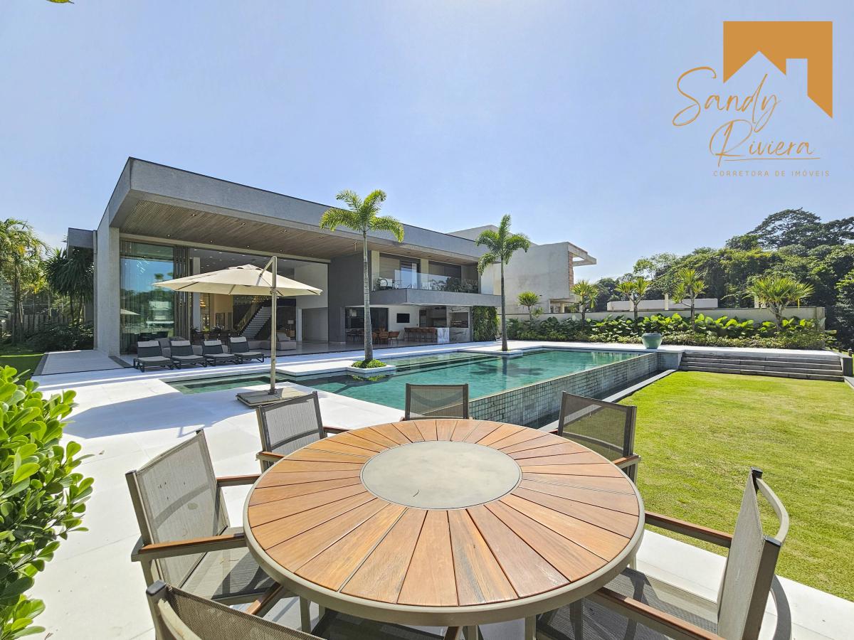 Mansão a venda na Riviera de São Lourenço - Sandy Riviera